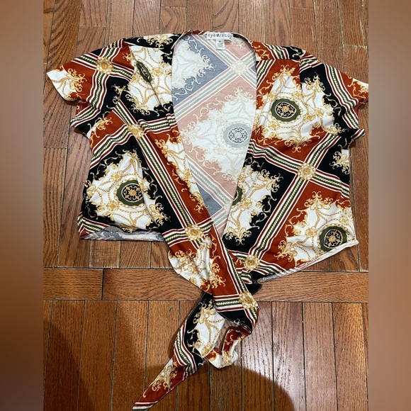 Eye Candy Geometric Wrap Blouse in Black, Brown, and Gold - Picture 4 of 10